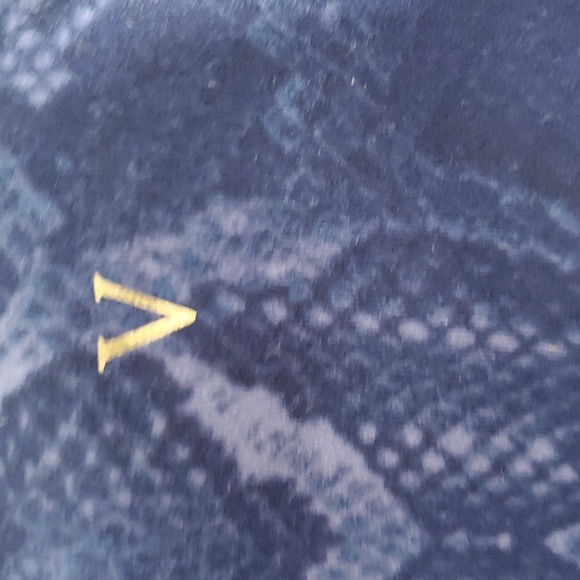 Victoria's Secret Snakeskin Print Leggings - Picture 3 of 9